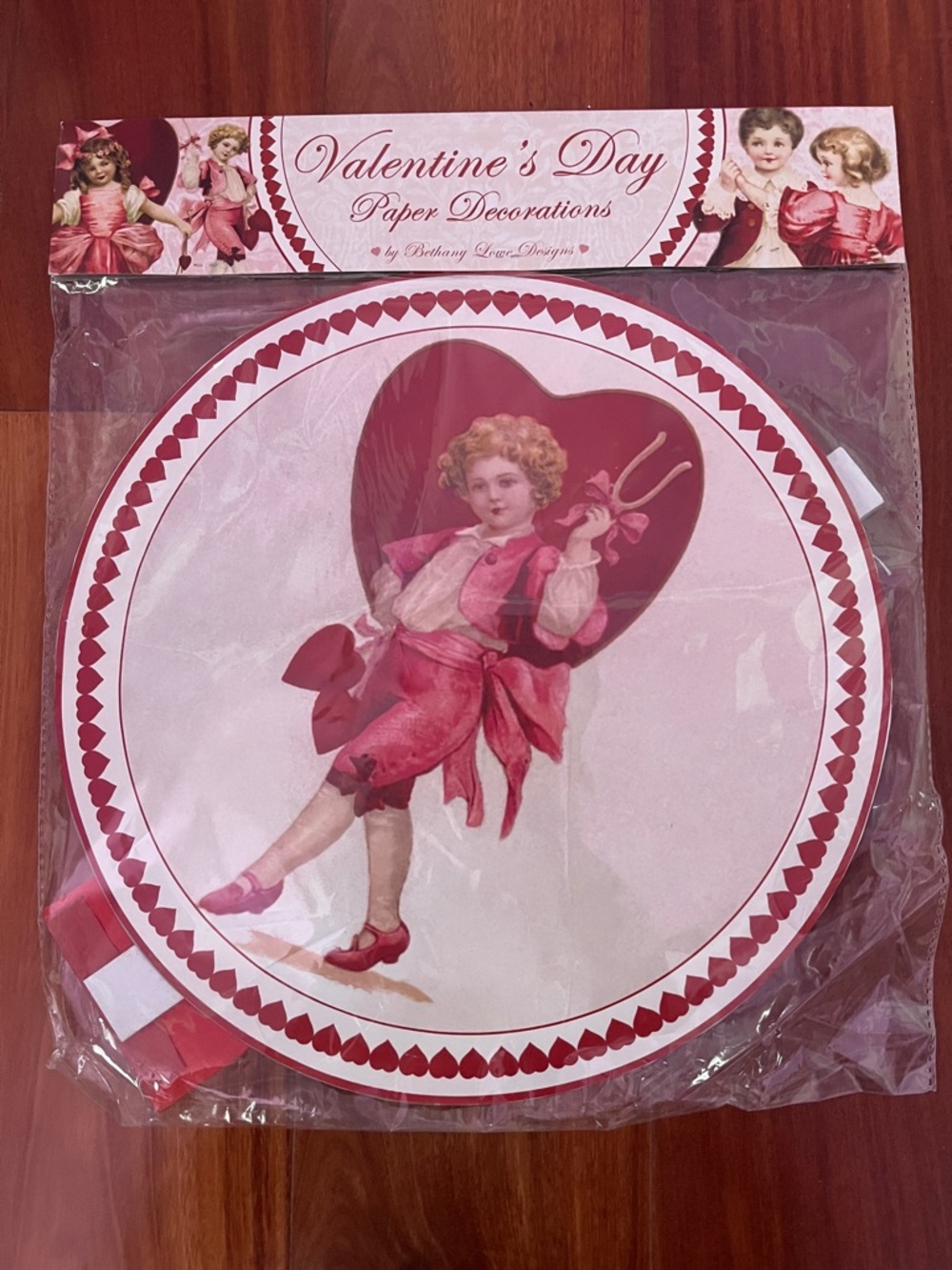 Vintage Style Valentine’s Day Paper Decorations Table Decor